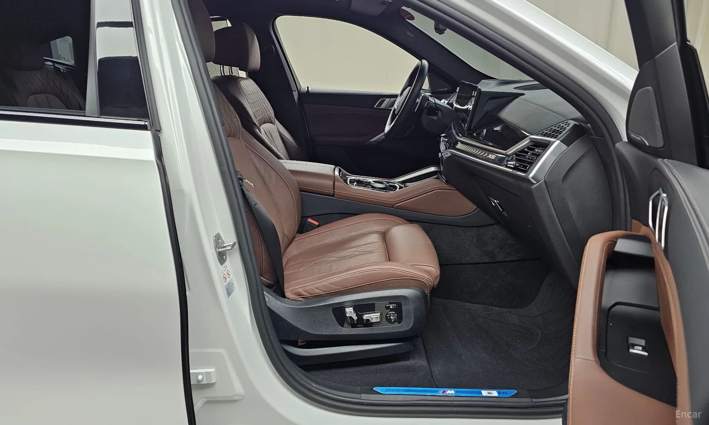 X6 (G06)