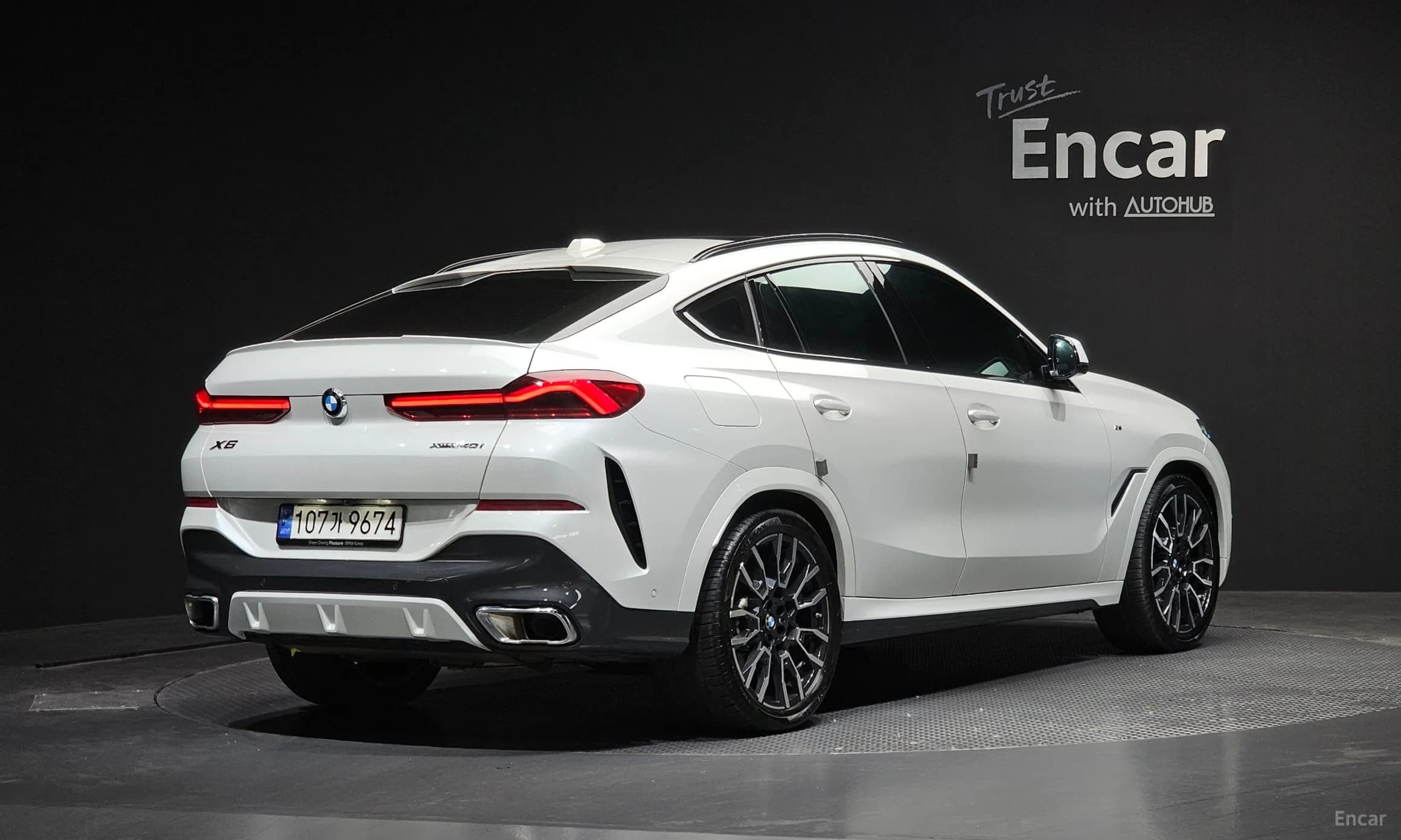 X6 (G06)