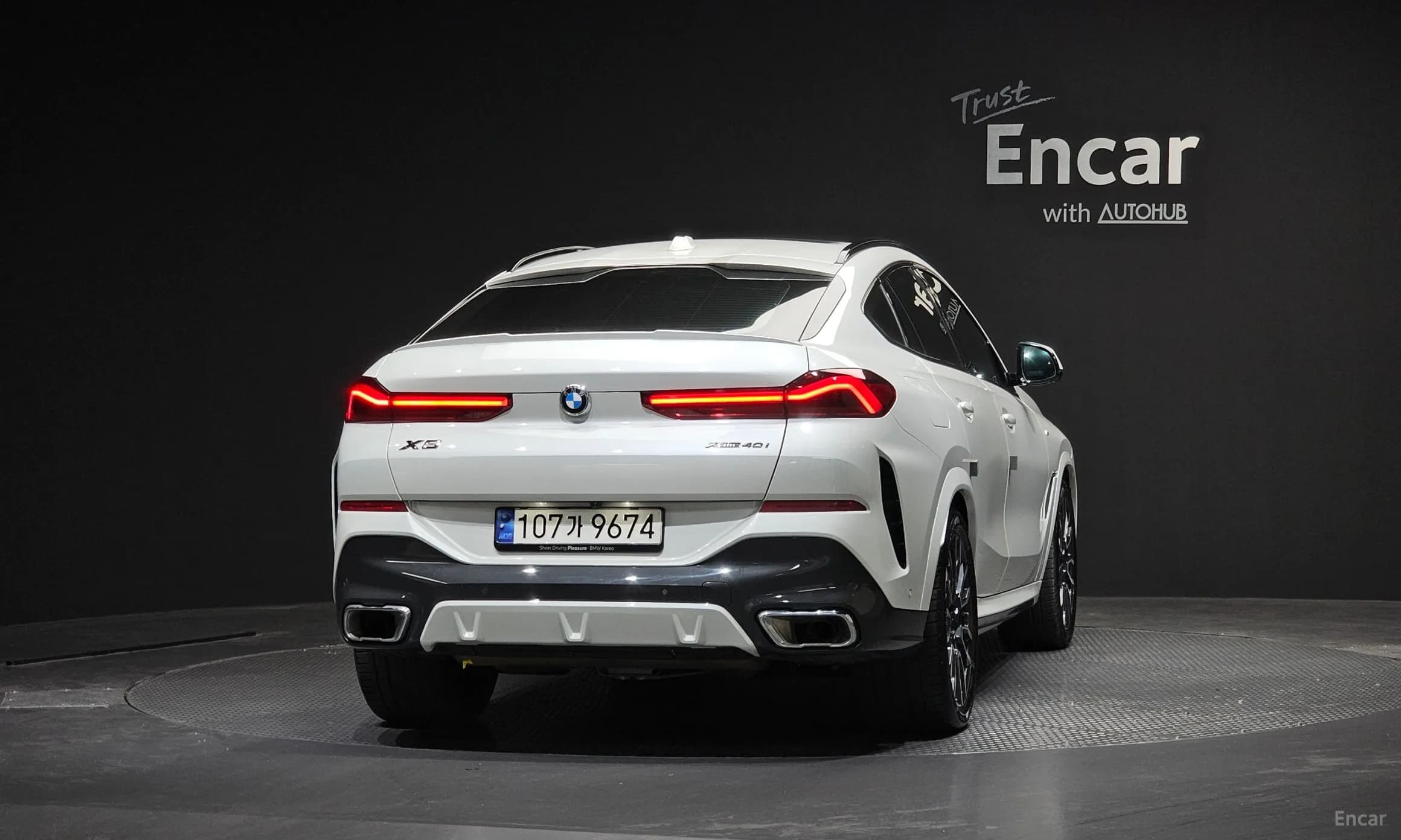 X6 (G06)