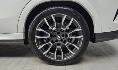 X6 (G06)
