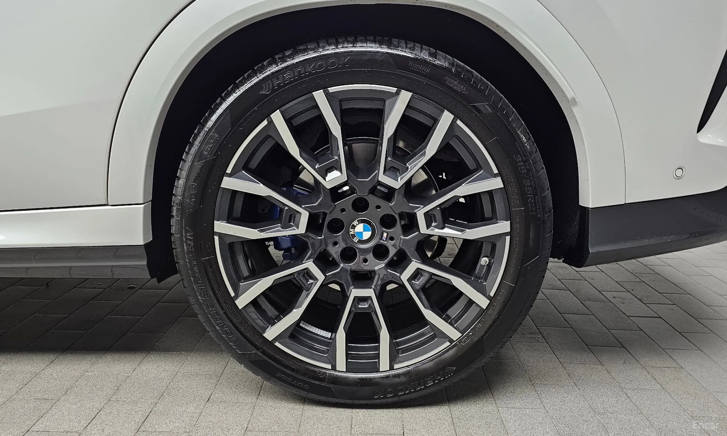X6 (G06)