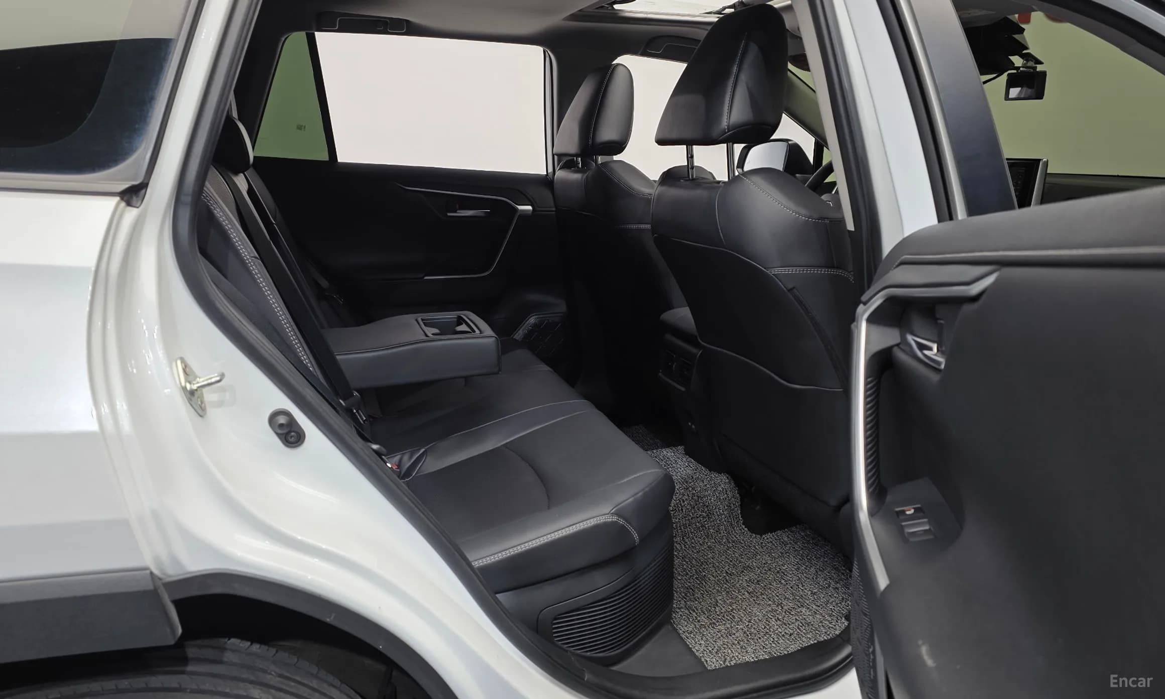 RAV4 5th Generation