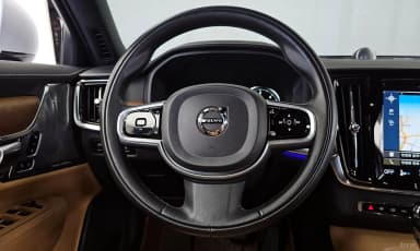 S90