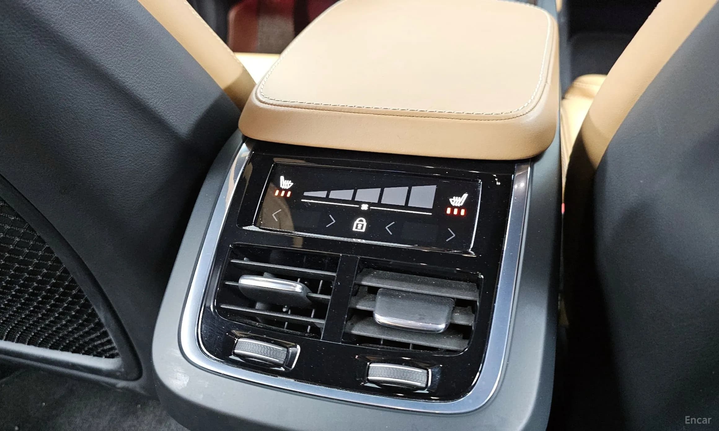 S90