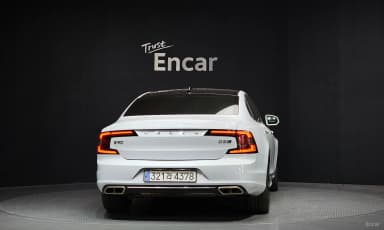 S90
