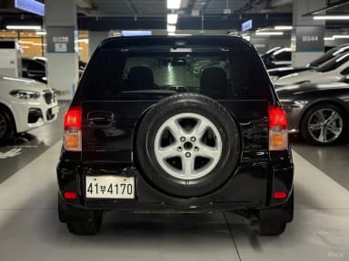RAV4