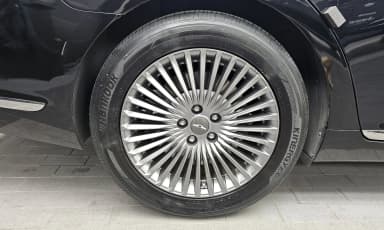 G90