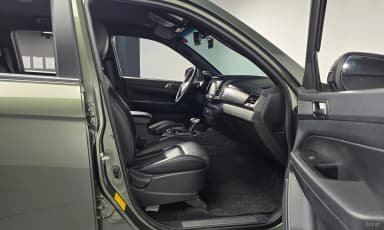 Rexton Sports Khan