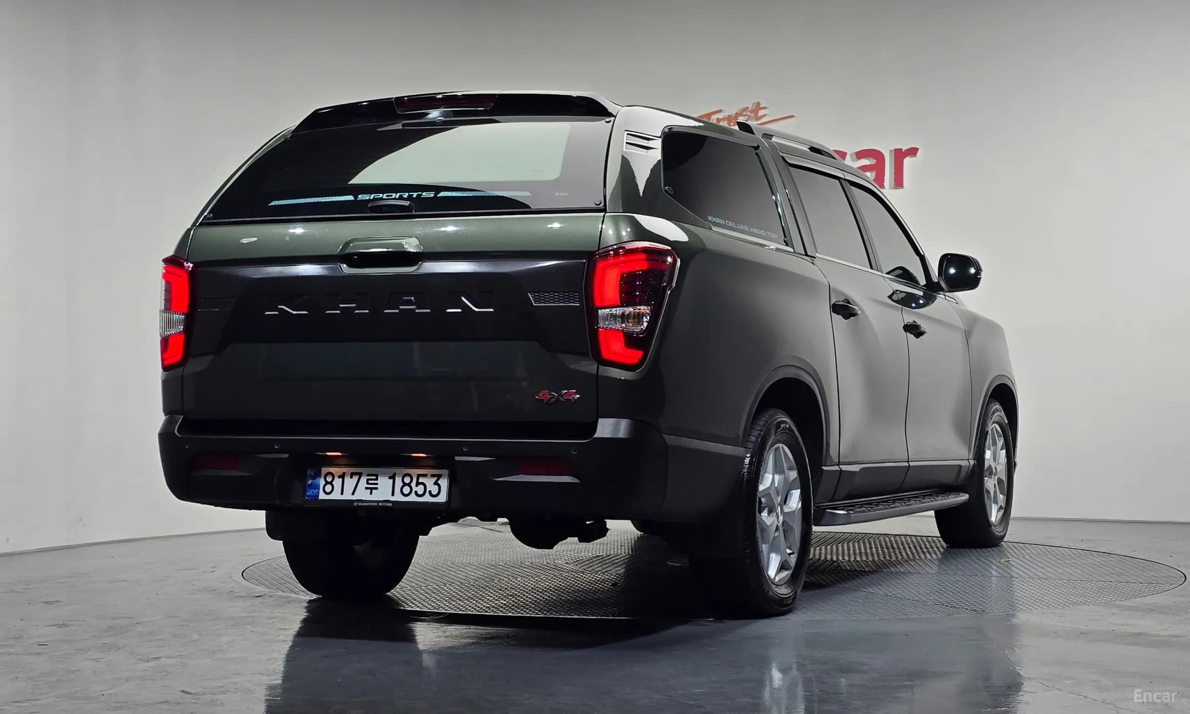 Rexton Sports Khan