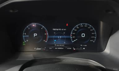 Rexton Sports Khan