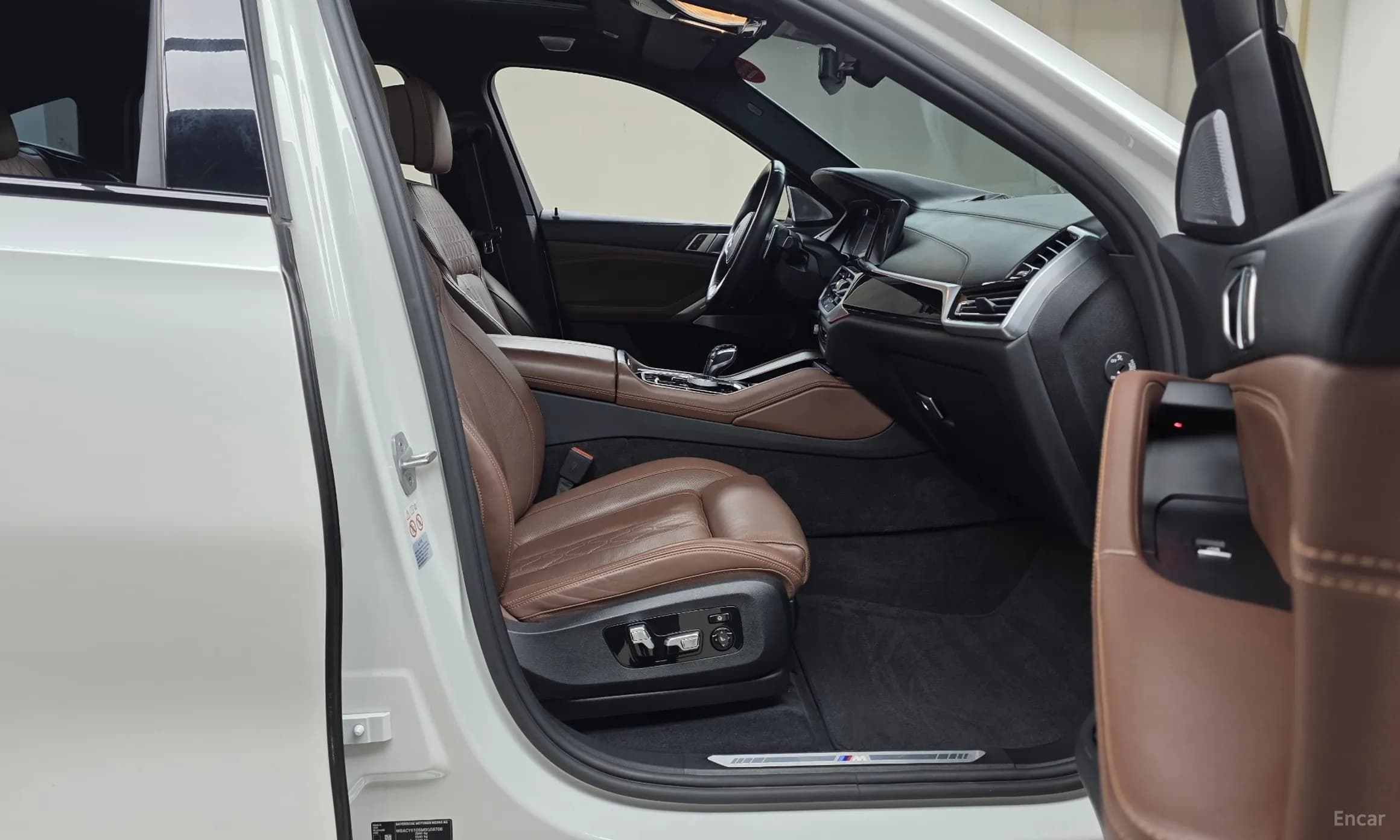 X6 (G06)