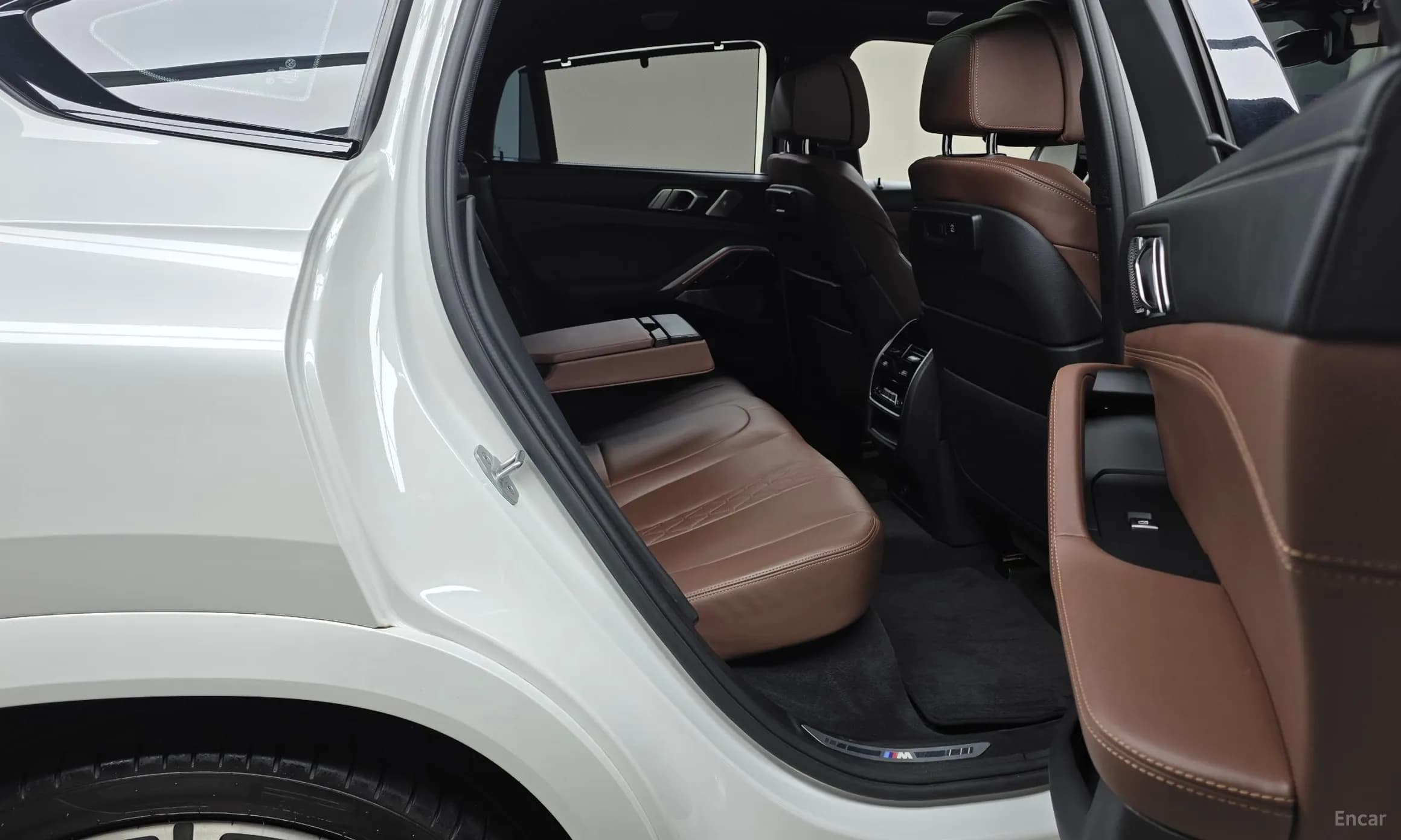 X6 (G06)