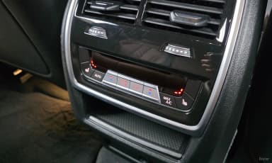 X6 (G06)