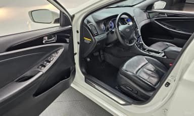 YF Sonata
