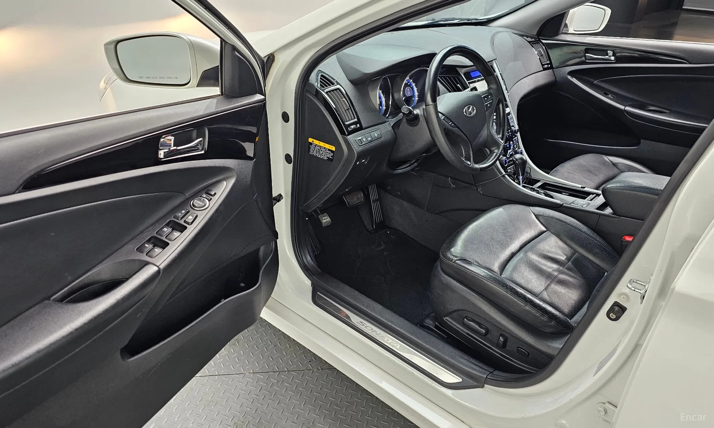 YF Sonata