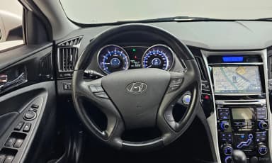 YF Sonata