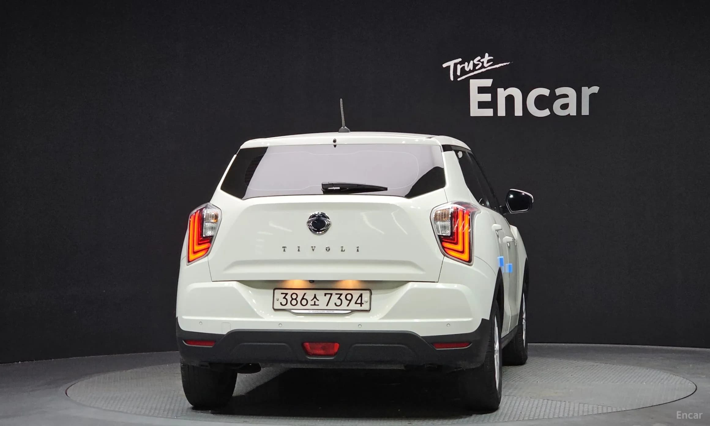 Berry New Tivoli