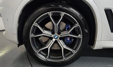 X5 (G05)