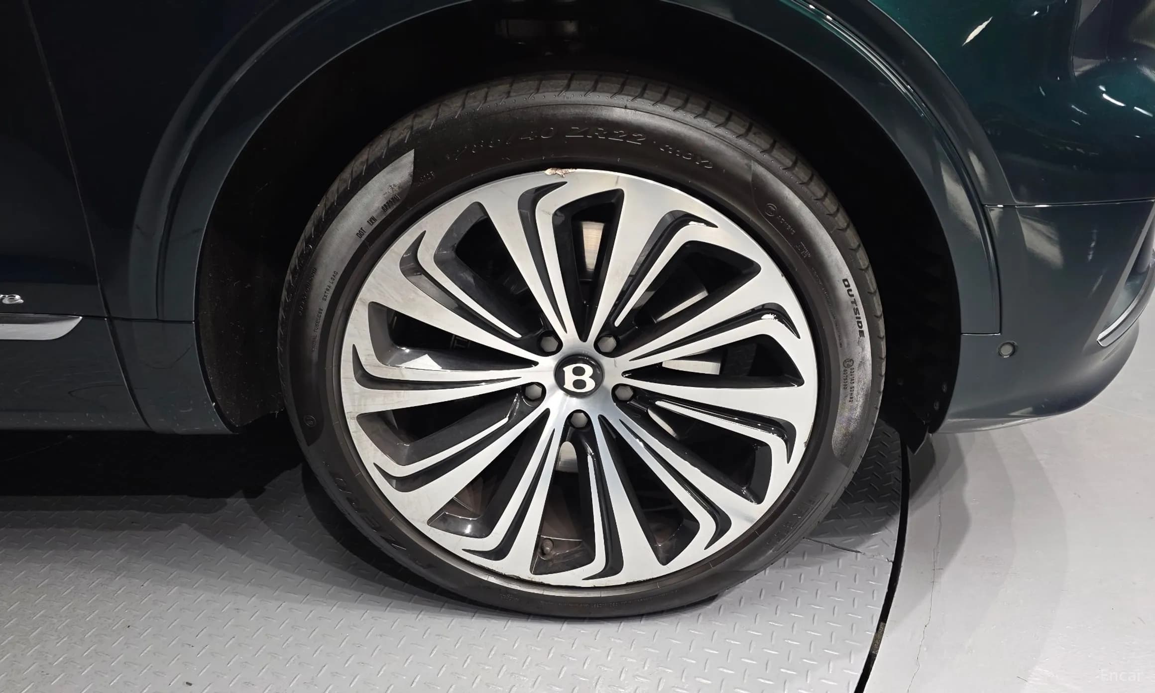 Bentayga