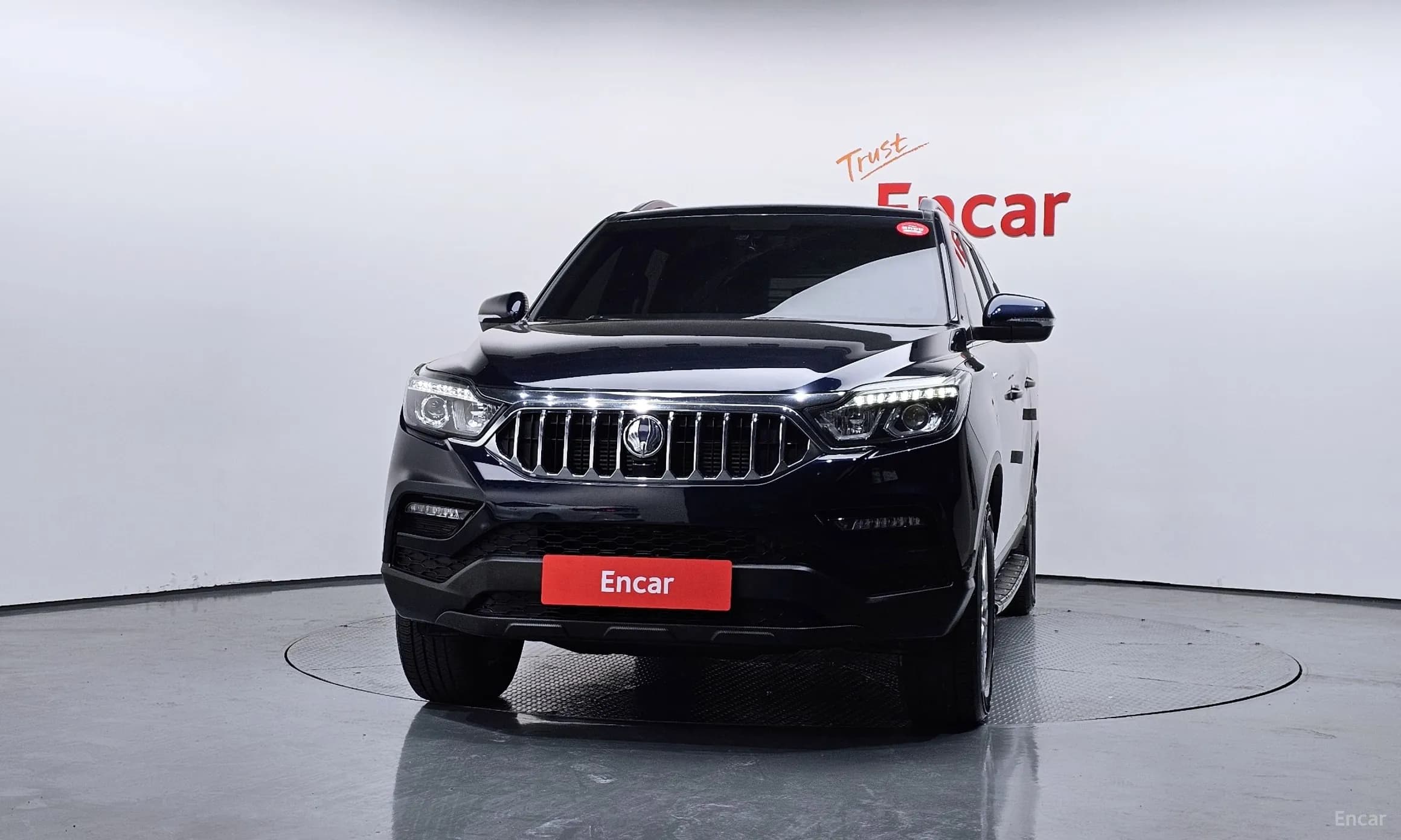 Rexton Sports Khan