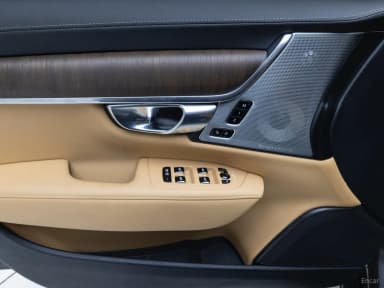 S90