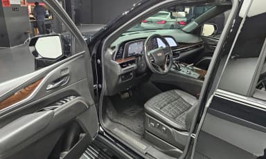 Escalade 5th Generation
