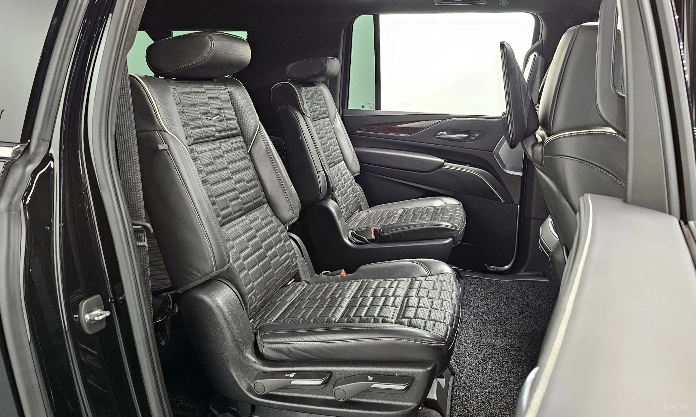 Escalade 5th Generation