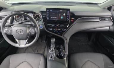 Camry (XV70)