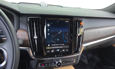 S90