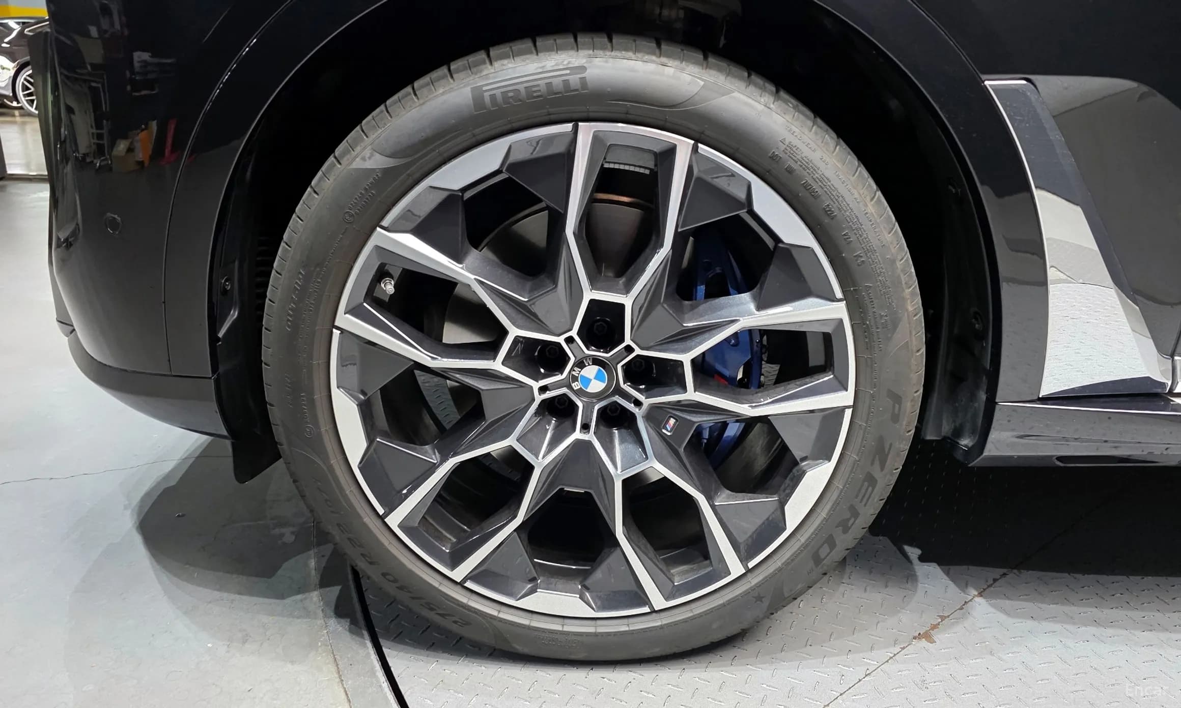 X7 (G07)