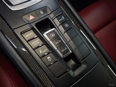 910