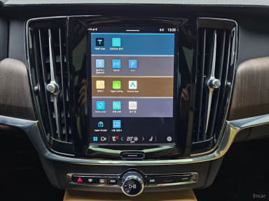 S90