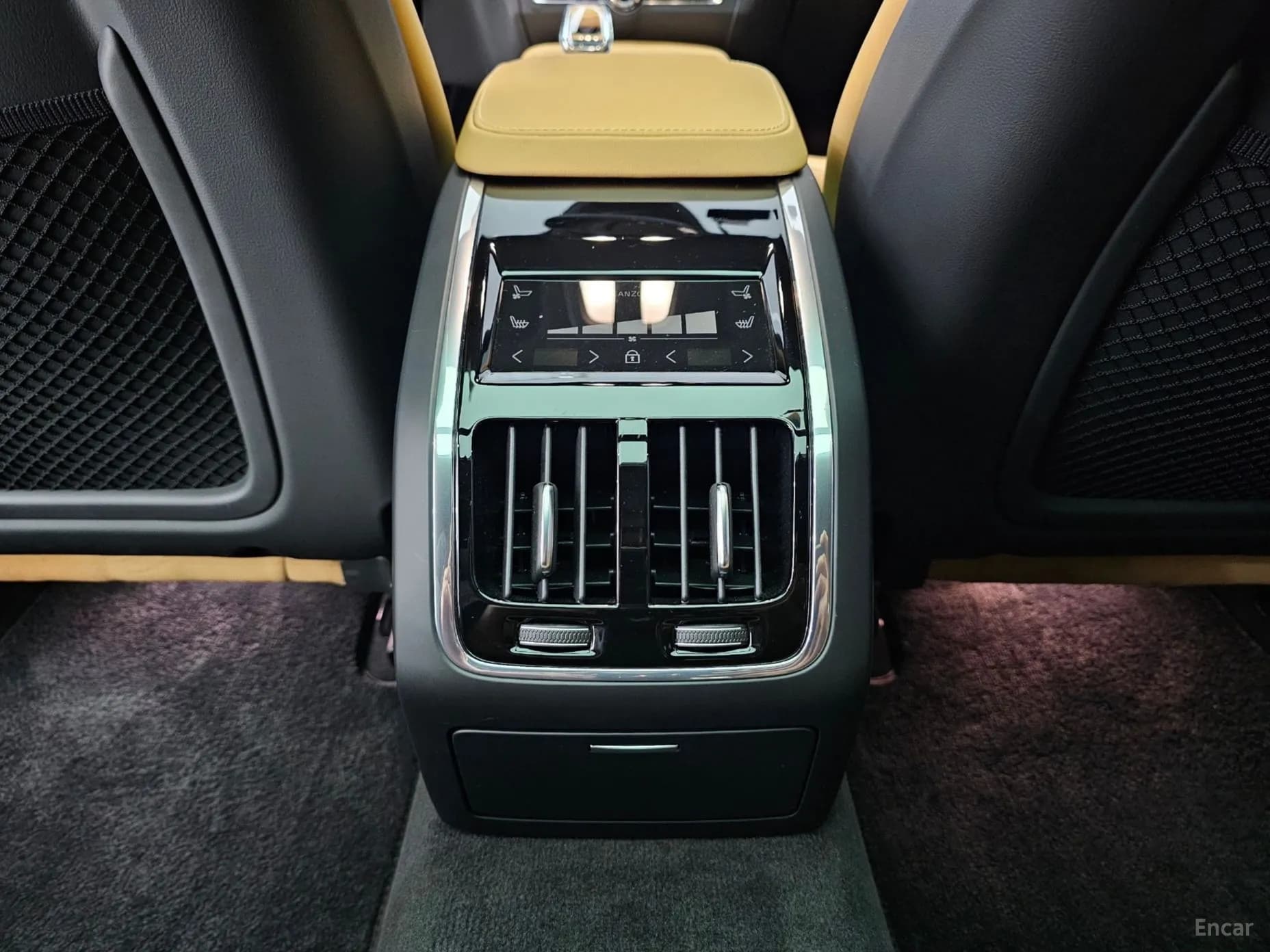 S90