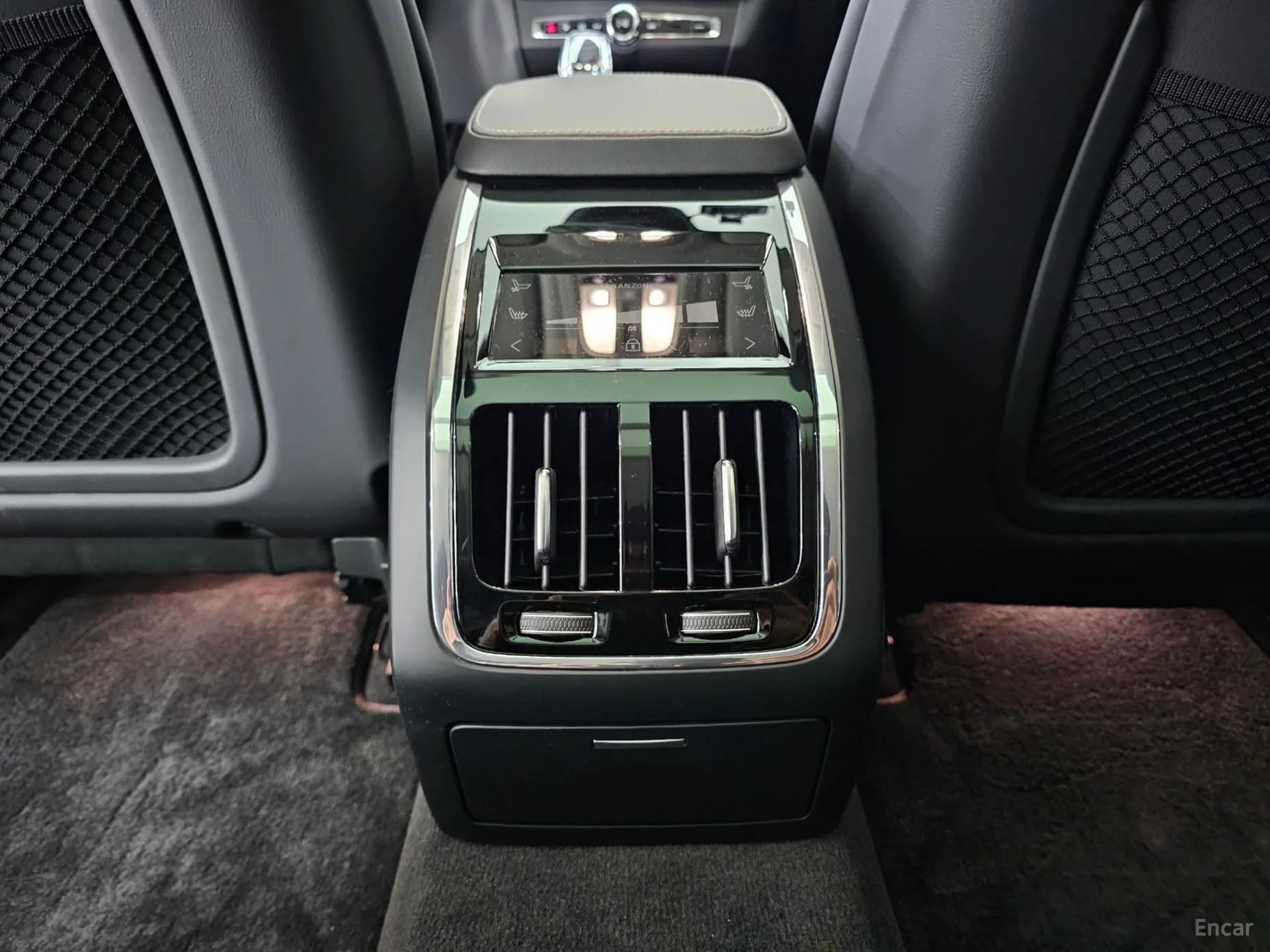 S90