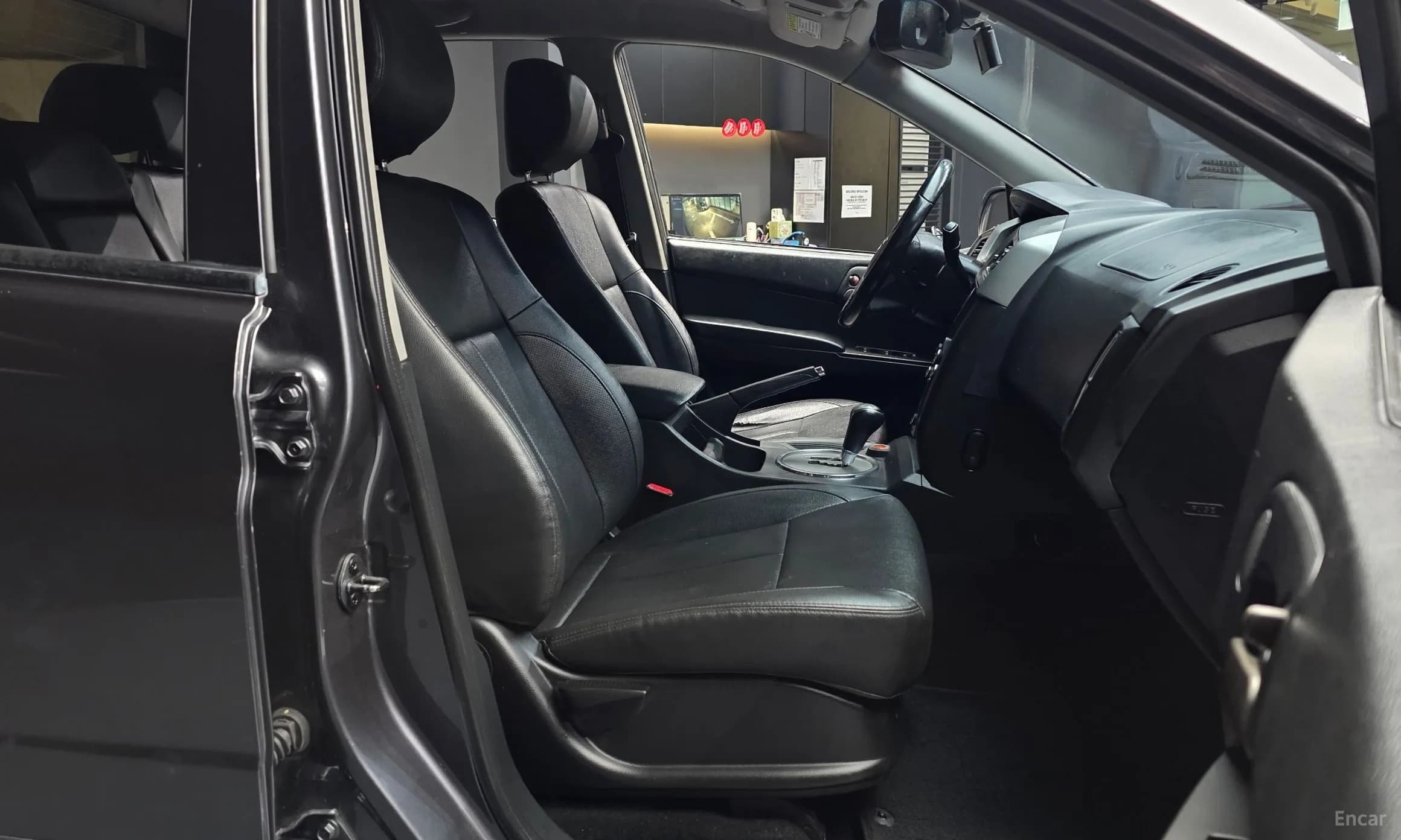 Korando Sports