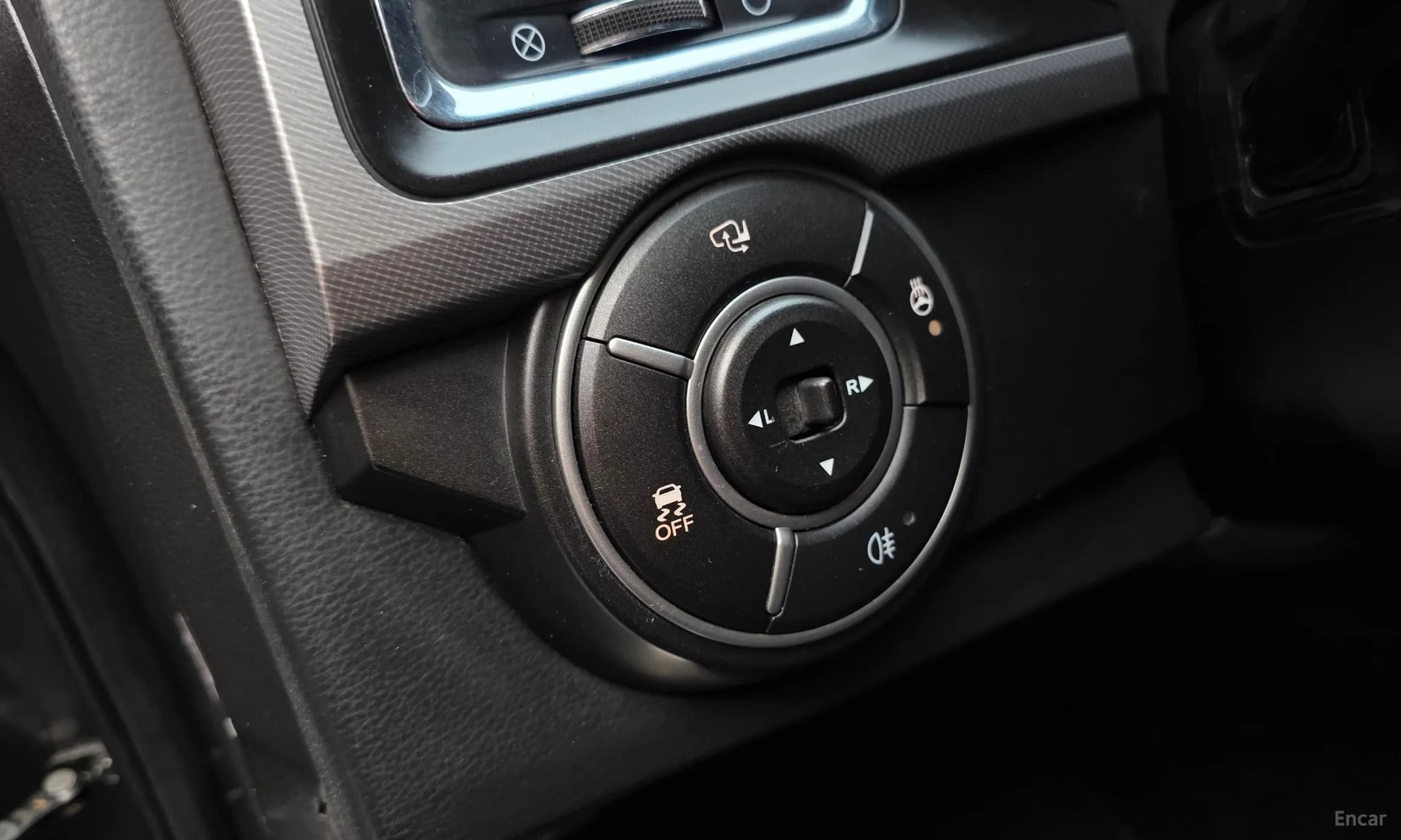 Korando Sports