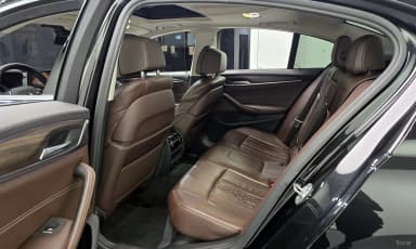 5 Series (G30)