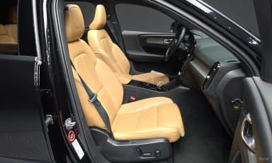 XC40