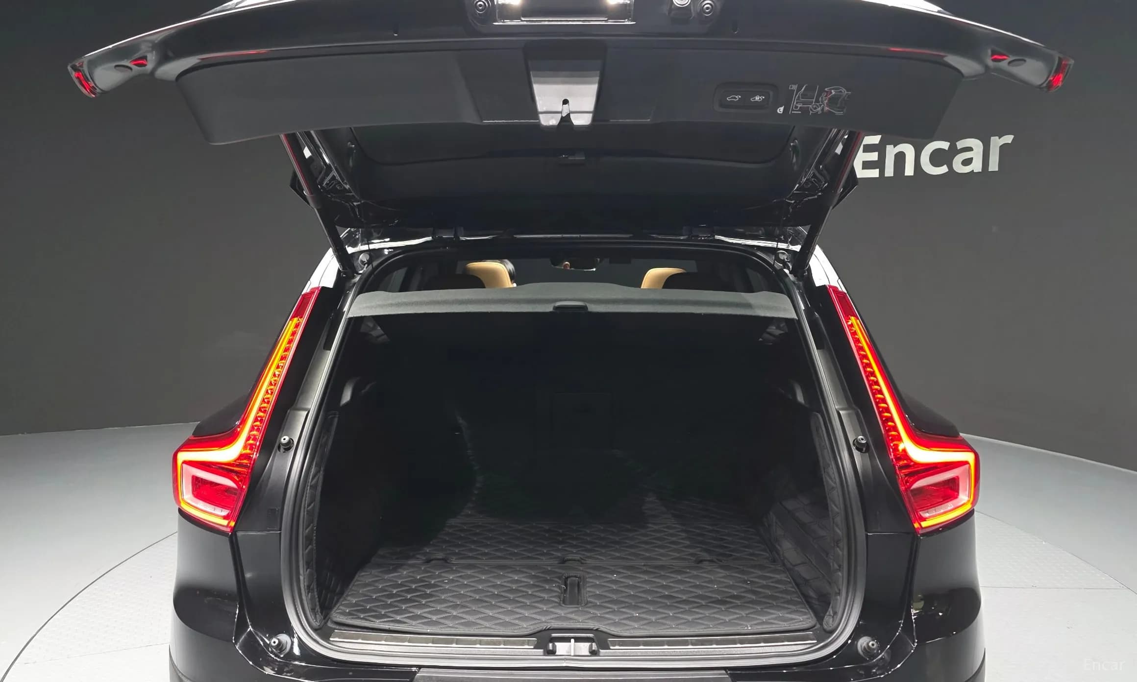 XC40