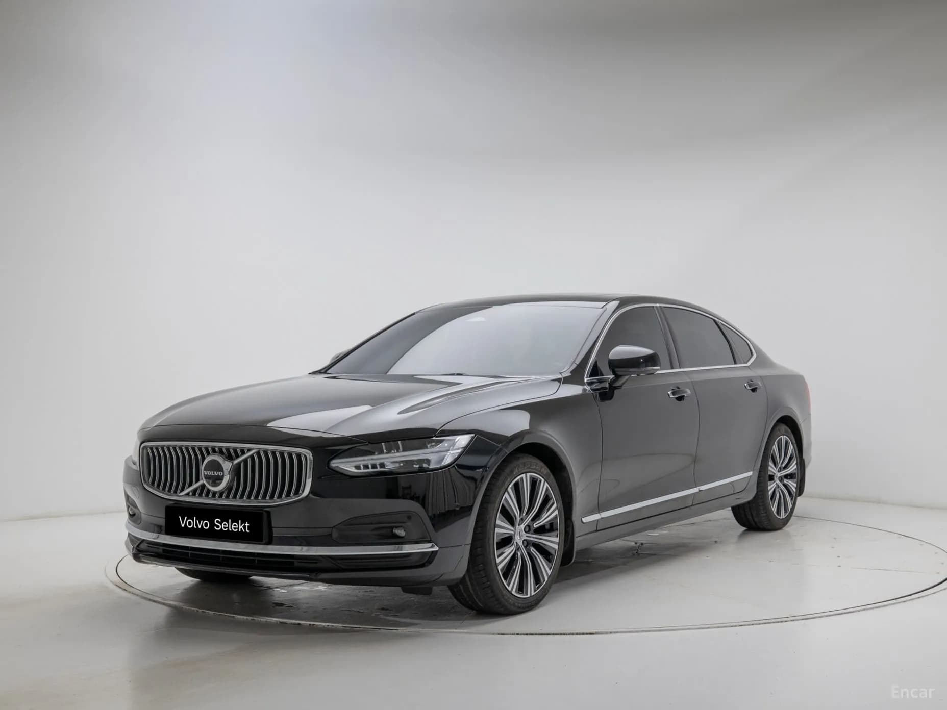 S90