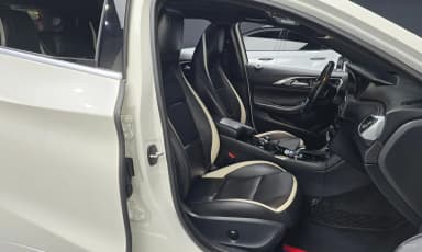Q30