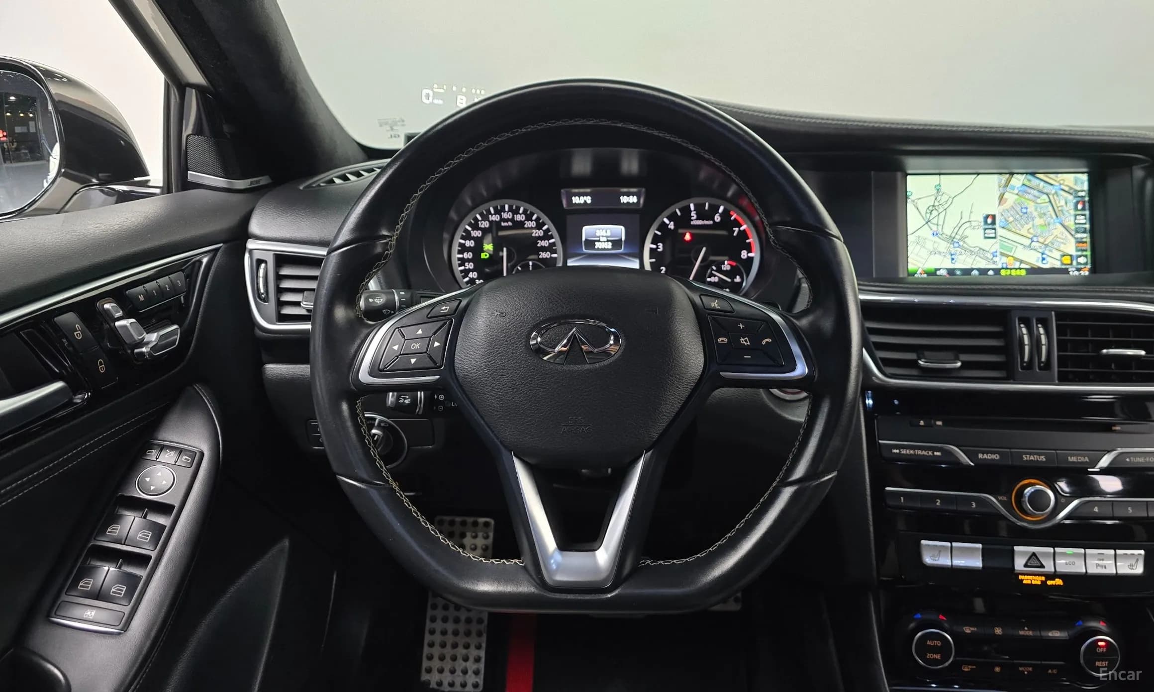 Q30