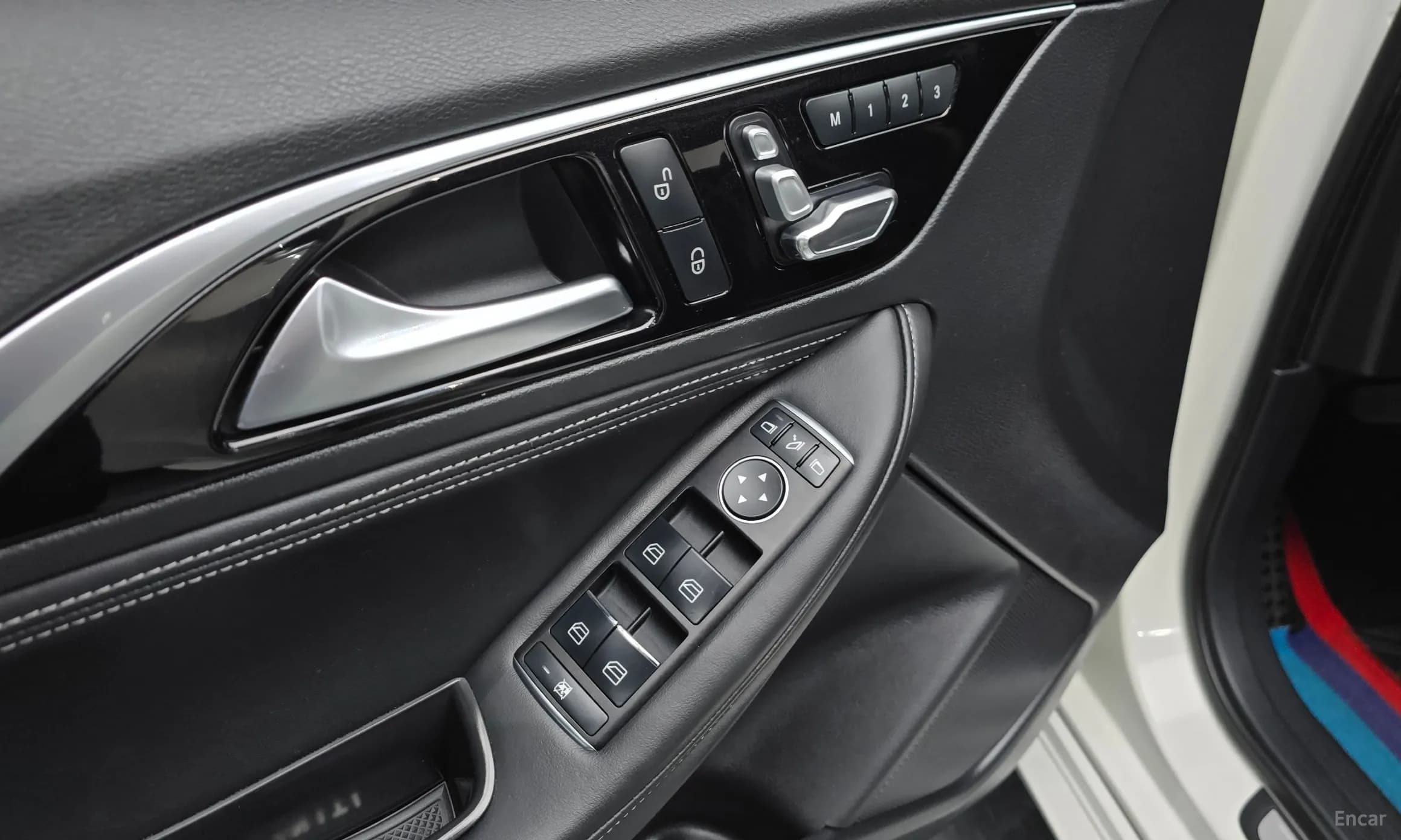 Q30