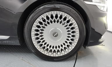 G90