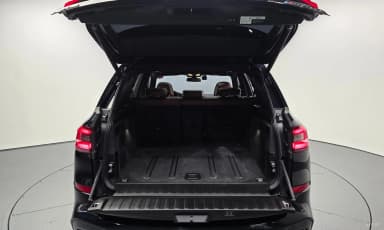 X5 (G05)