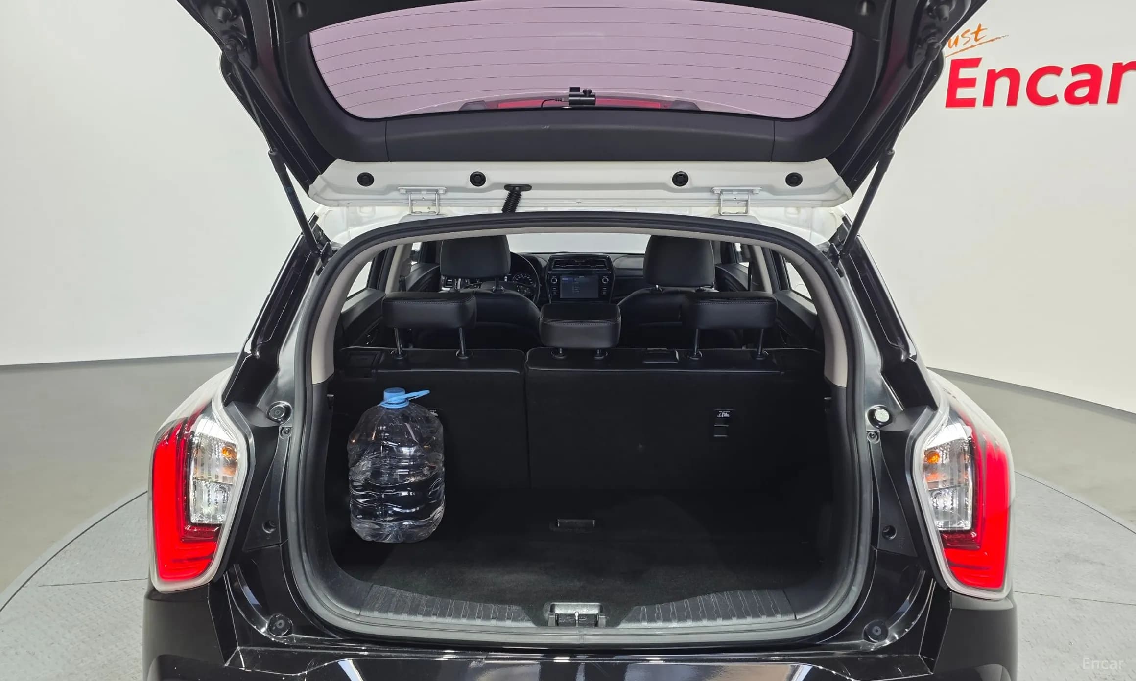 Berry New Tivoli