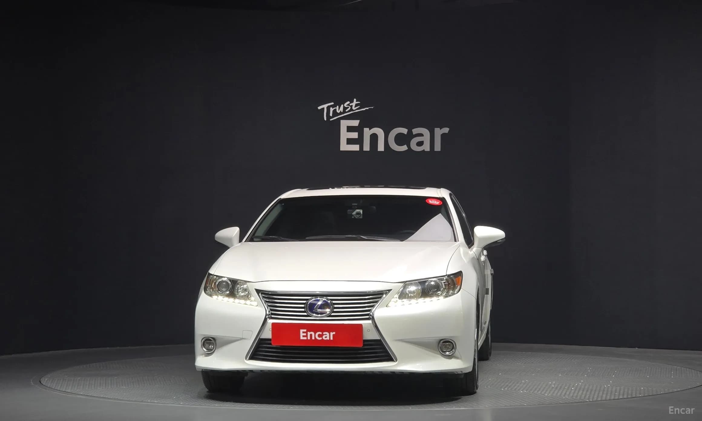 New ES300h