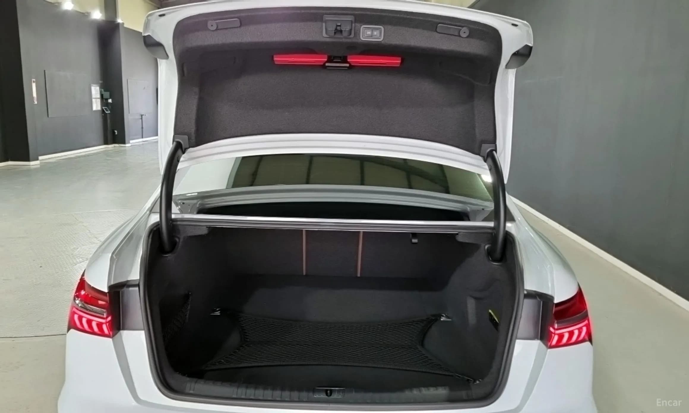 A6 (C8)