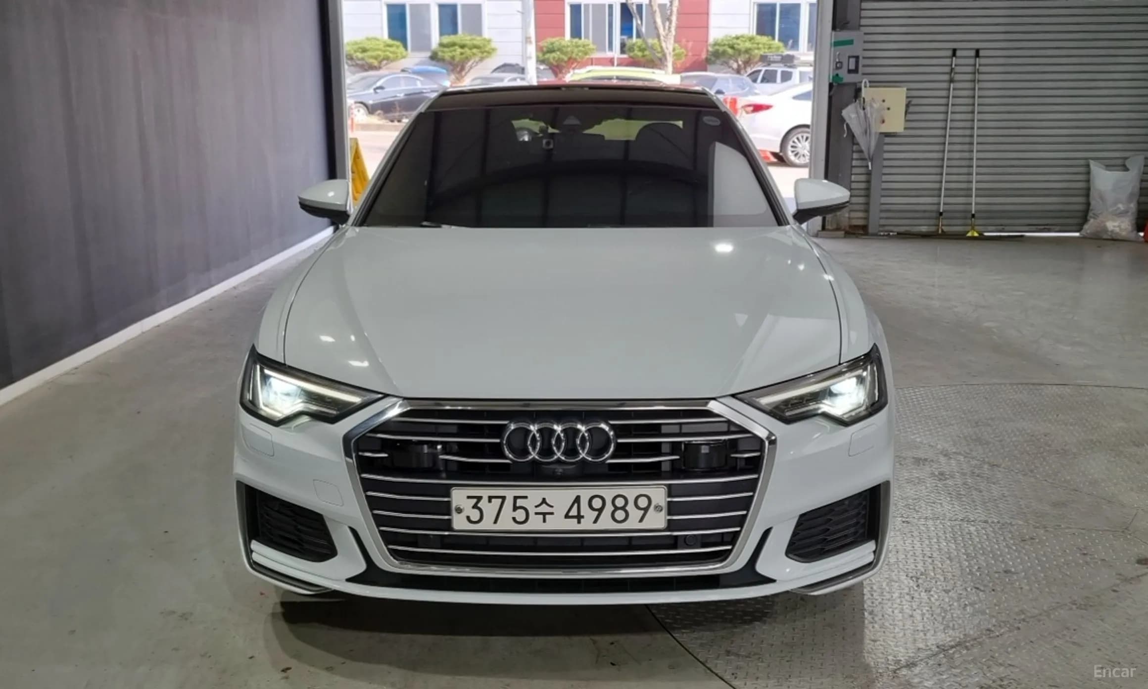 A6 (C8)