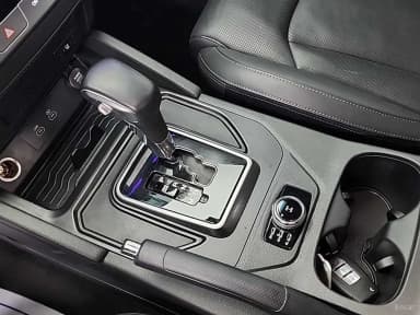Rexton Sports Khan